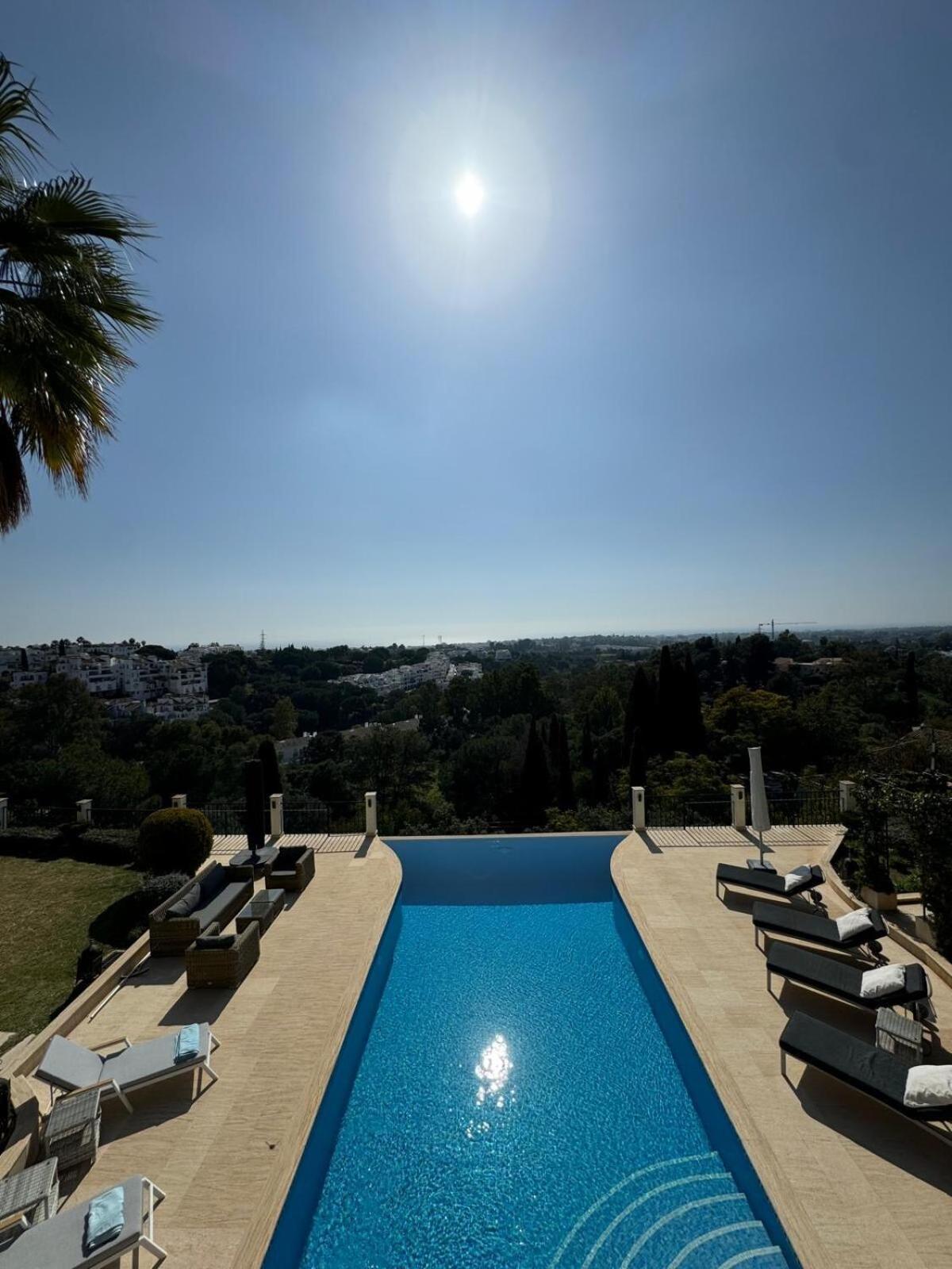 El Herrojo Luxe Retreat By Host Lovers Benahavís Zewnętrze zdjęcie